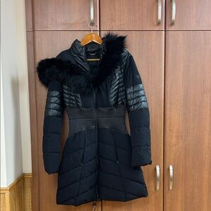 Guess women puffer